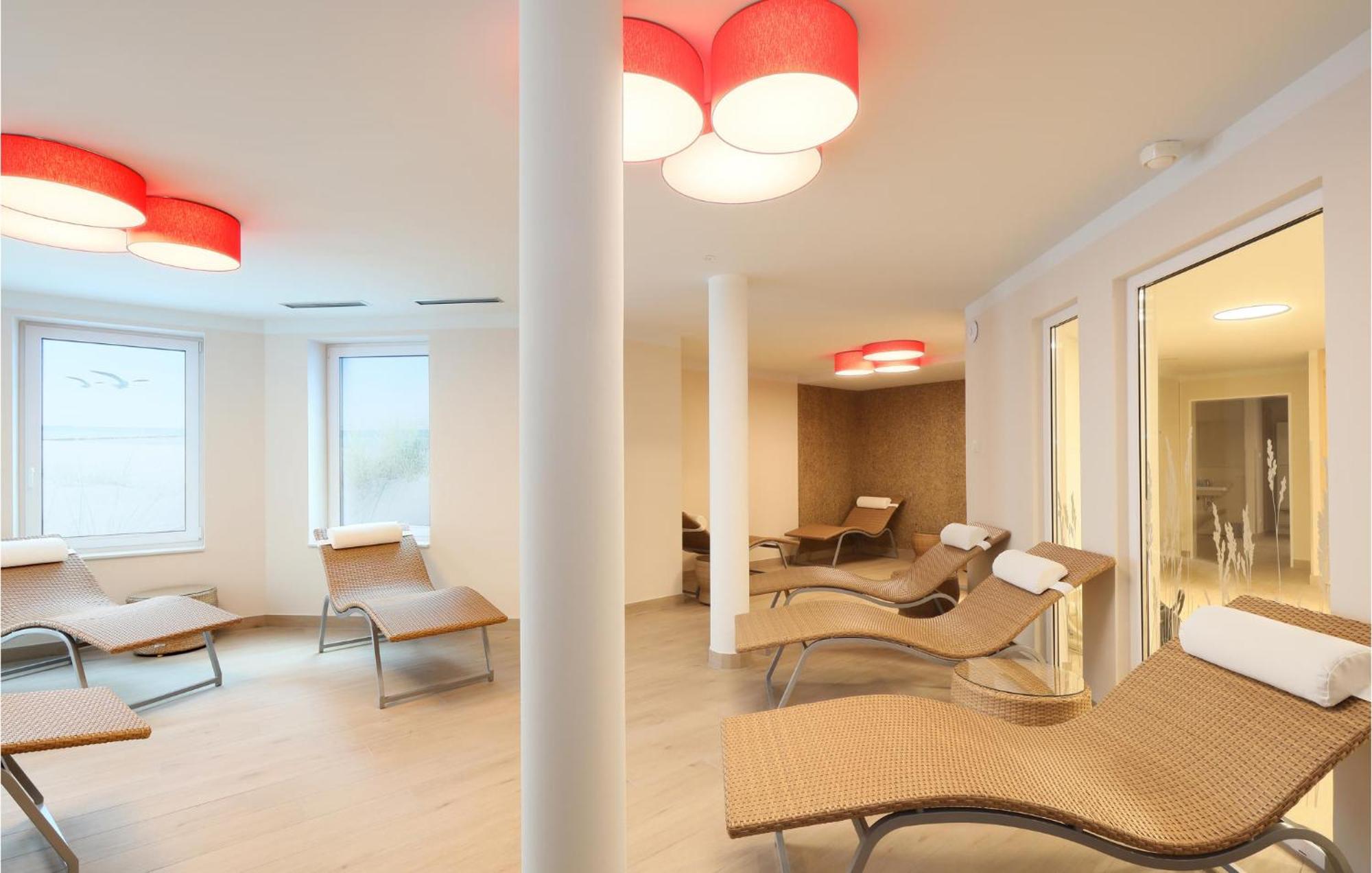 Stunning apartment in Ostseebad Boltenhagen with 1 Bedrooms, Sauna&WiFi Buitenkant foto