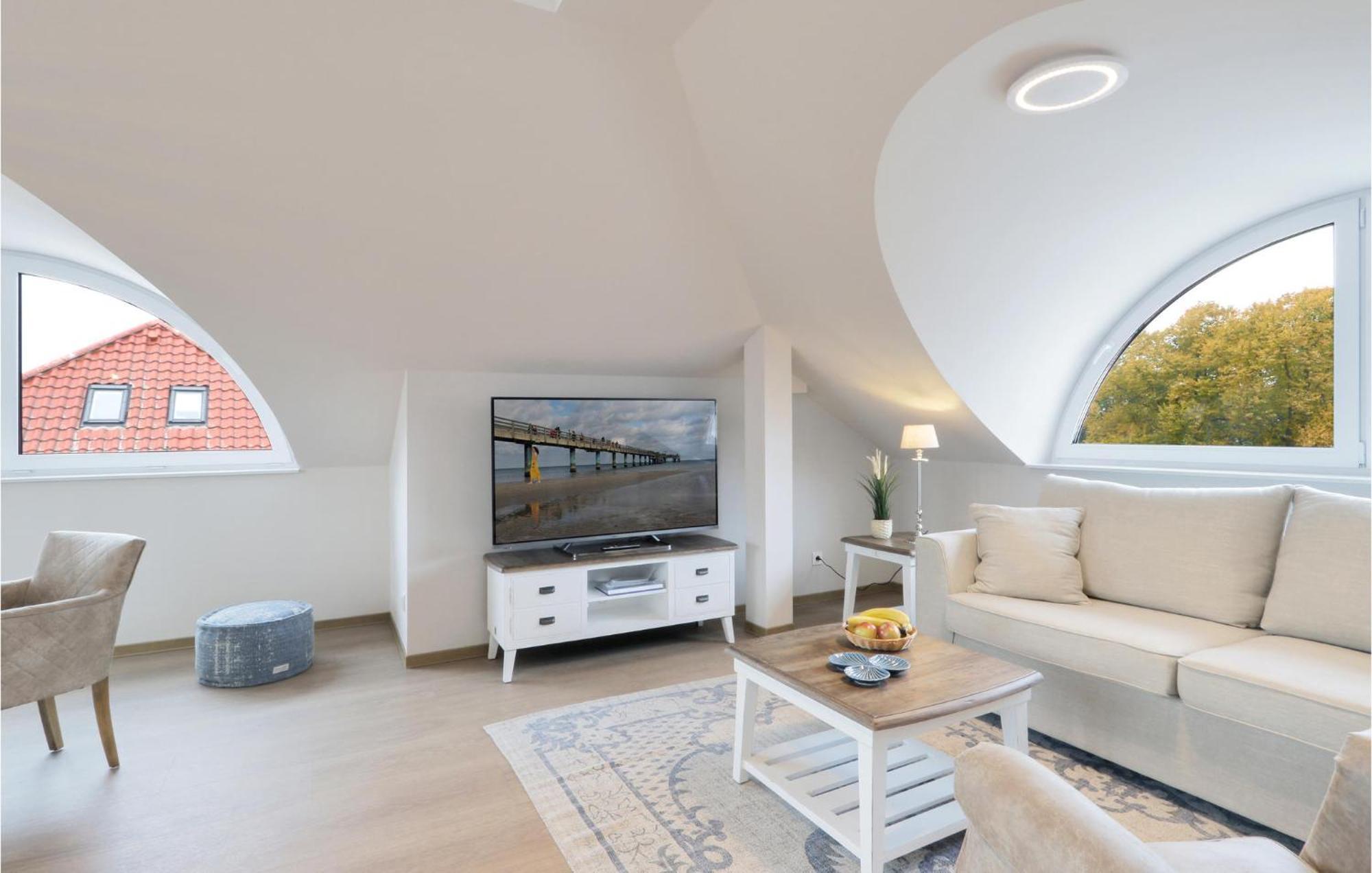 Stunning apartment in Ostseebad Boltenhagen with 1 Bedrooms, Sauna&WiFi Buitenkant foto