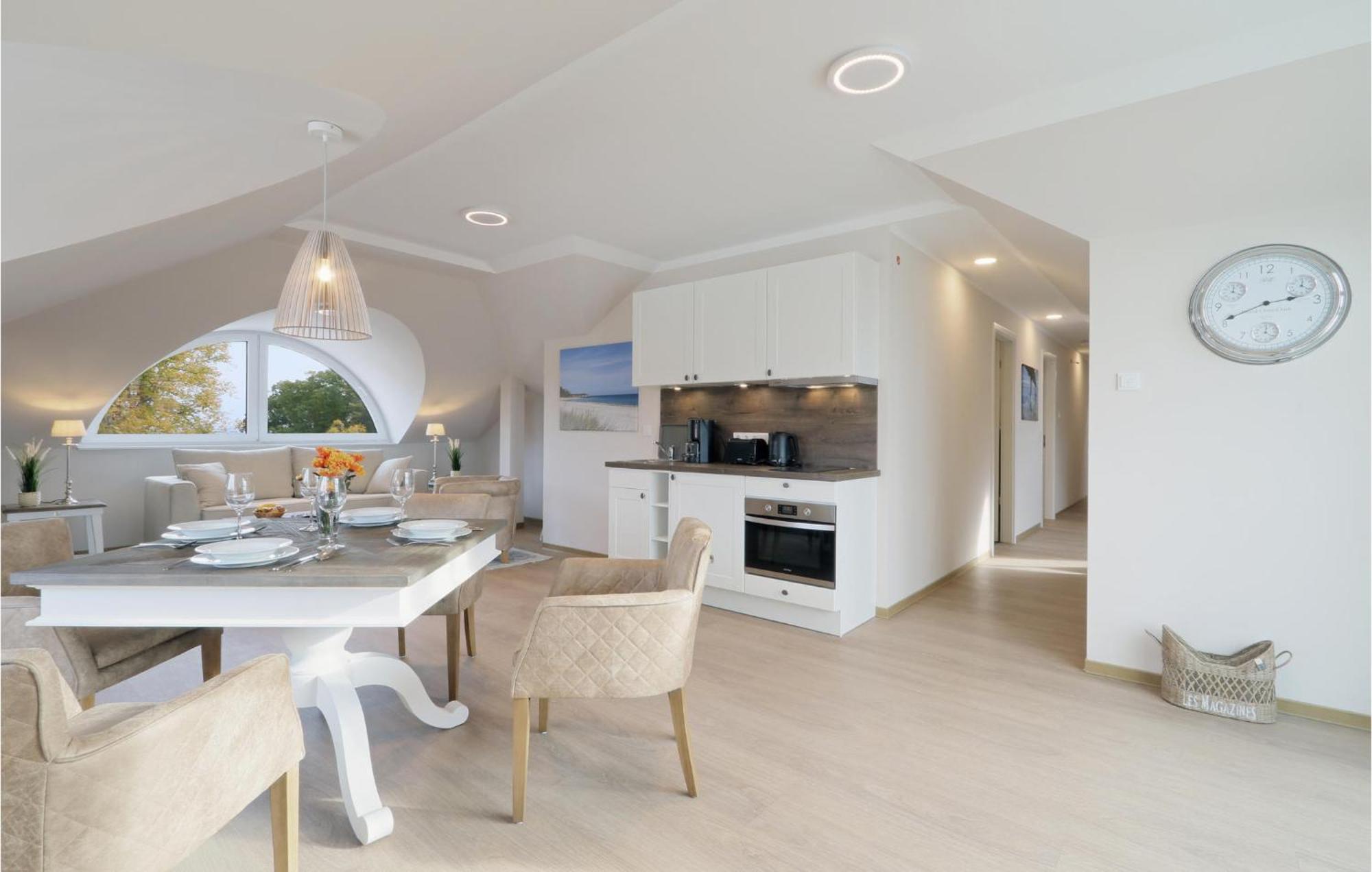 Stunning apartment in Ostseebad Boltenhagen with 1 Bedrooms, Sauna&WiFi Buitenkant foto
