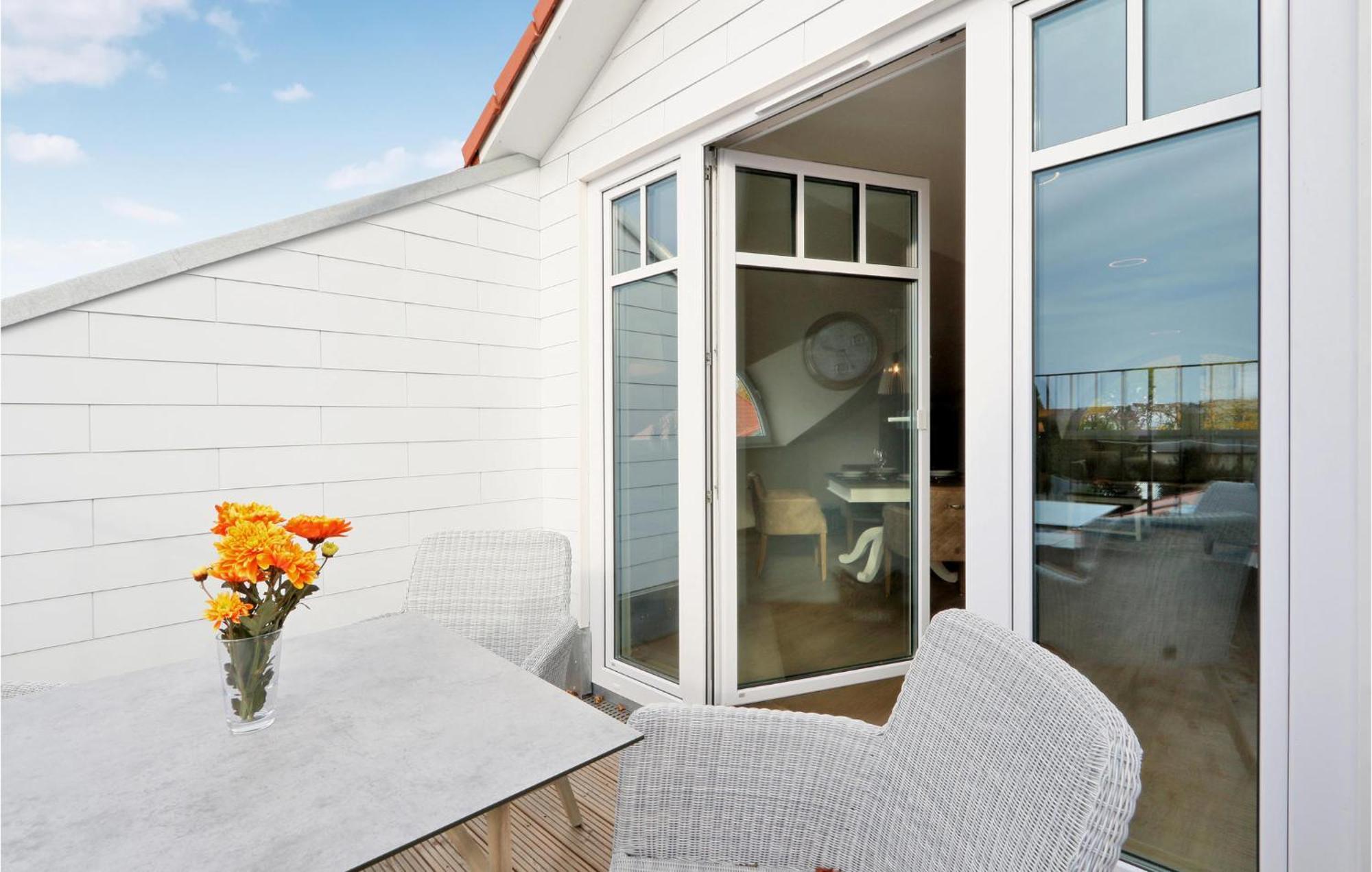 Stunning apartment in Ostseebad Boltenhagen with 1 Bedrooms, Sauna&WiFi Buitenkant foto