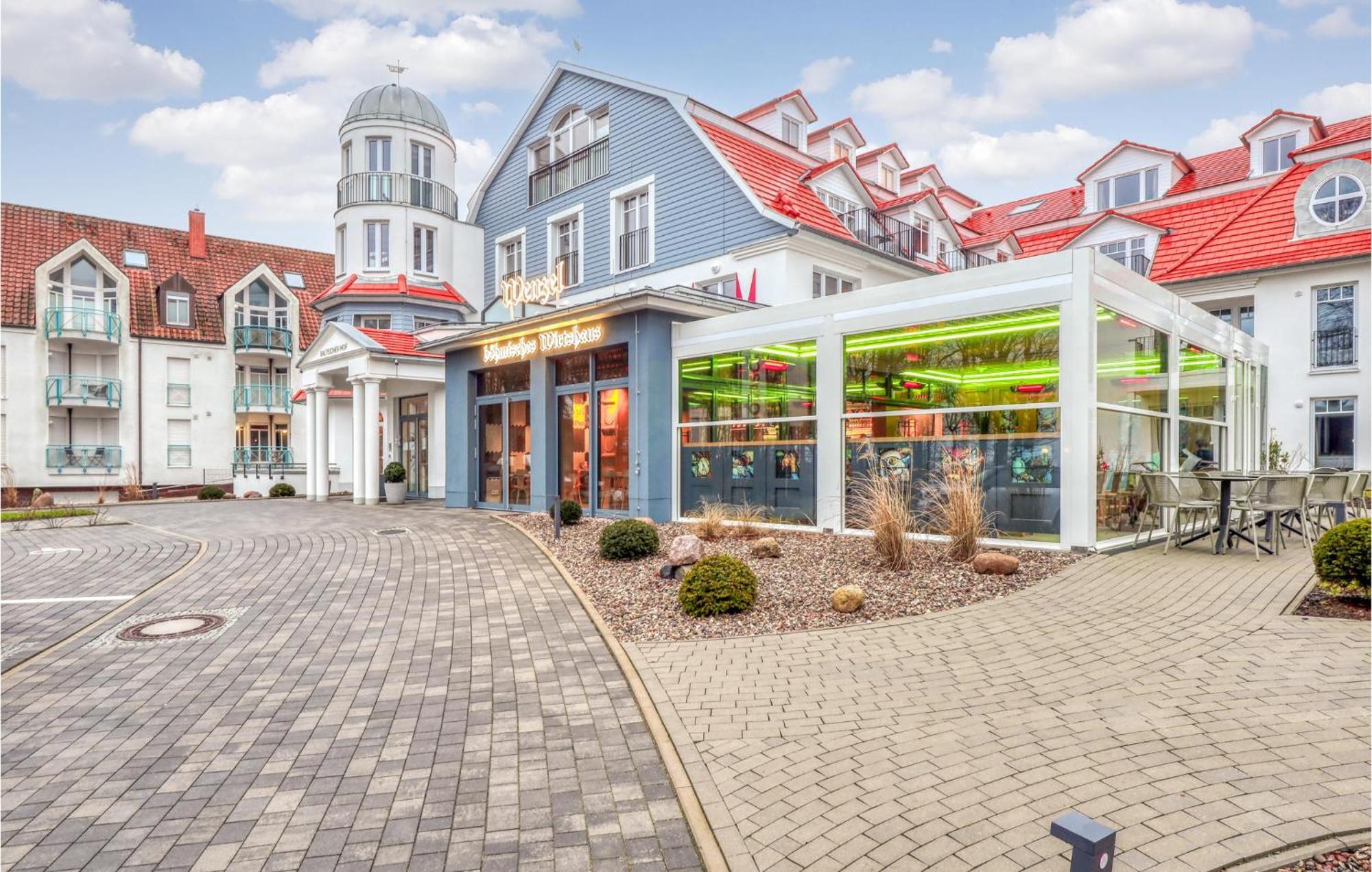 Stunning apartment in Ostseebad Boltenhagen with 1 Bedrooms, Sauna&WiFi Buitenkant foto